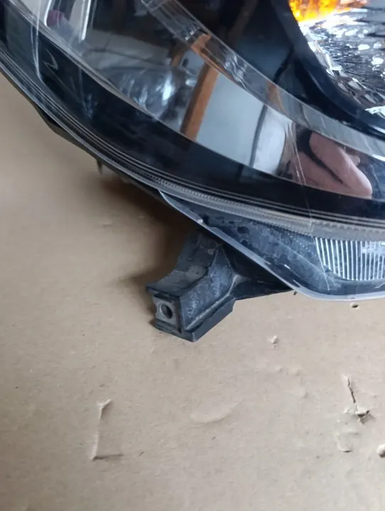 Phare droit OEM 07OJIOPI-PPO- pour Toyota Hilux 2016- image 6