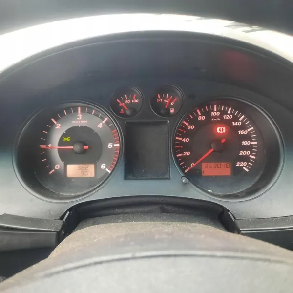 Colector de escape OEM 2490077 Seat Ibiza 2002 image 9