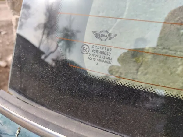 MINI R50MIN1 Heckklappe mit Scheibe - Gebraucht image 4