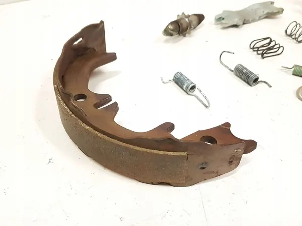 Lexus Käsijarrusatula OEM 4654020070 - Käytetty image 3