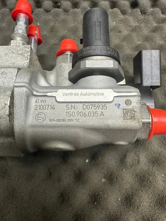 Vanne de pression de carburant Volkswagen Audi Skoda Seat image 6