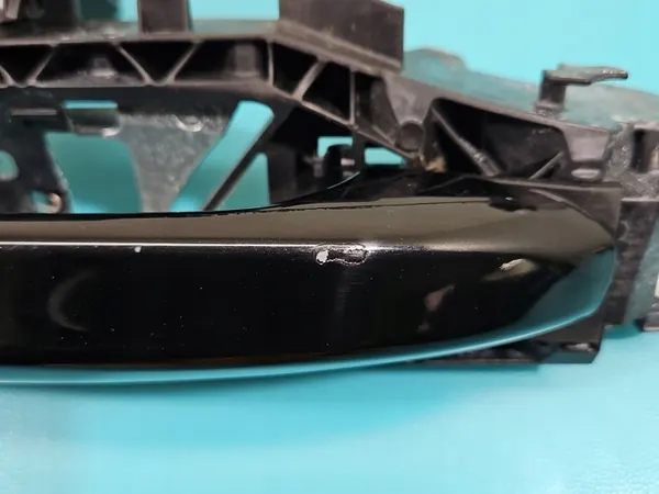 Vasen takaluukun ulkopuolinen kahva Mercedes W205 A0997601700 image 3