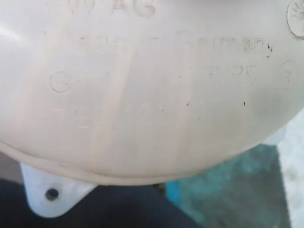 Ausgleichsbehälter VW Crafter 21R image 6