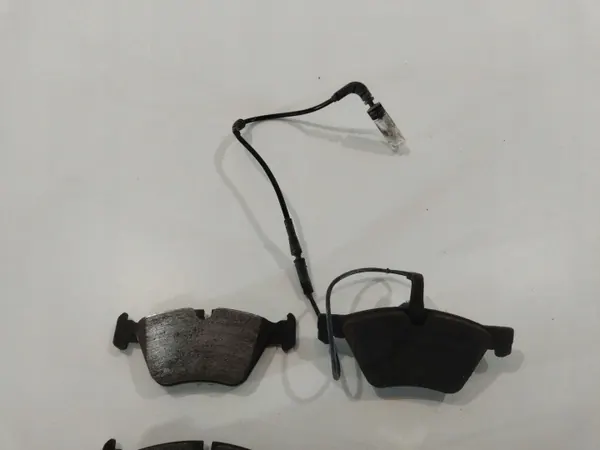 Pastilhas de travão BMW OE 34116763617 - Usadas image 3