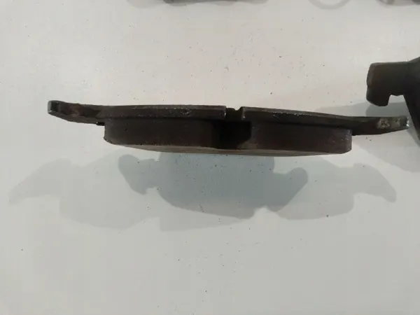 Pastilhas de travão BMW OE 34116763617 - Usadas image 4