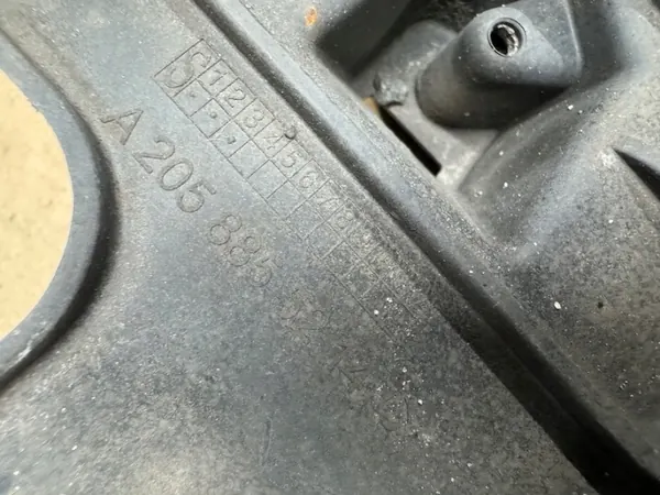 Mercedes Clase C 205 Punta Escape OEM 2054901227 Derecha image 3