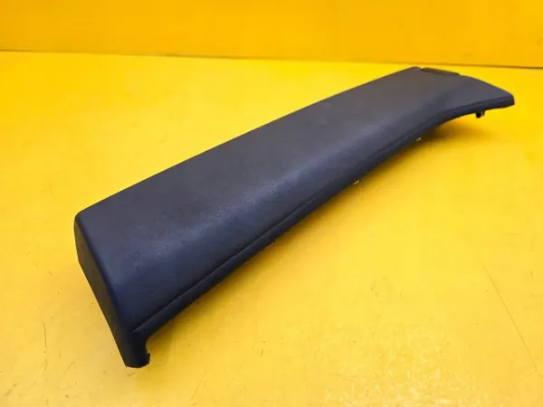 Lynk & Co 01 Console Sierstrip OEM 8889671168 Zwart image 3