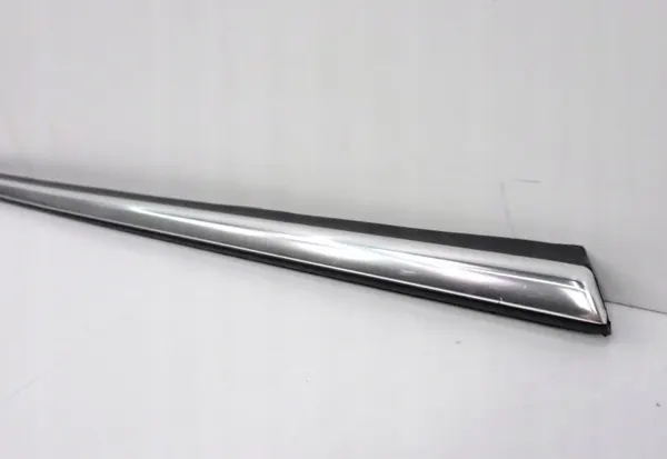 Racleur vitre arrière gauche OEM 4D0853767E A8 S8 image 7