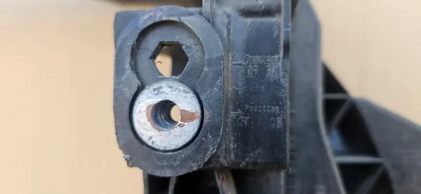 Audi OE Para-choque Dianteiro 4M0805594E image 4