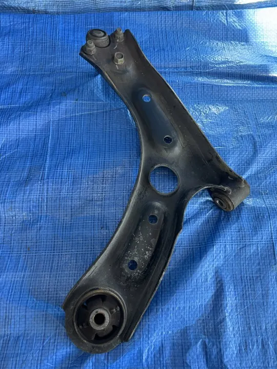 Braccio di Controllo Destro Hyundai i30 III 1.0 T-GDI 2023 image 5