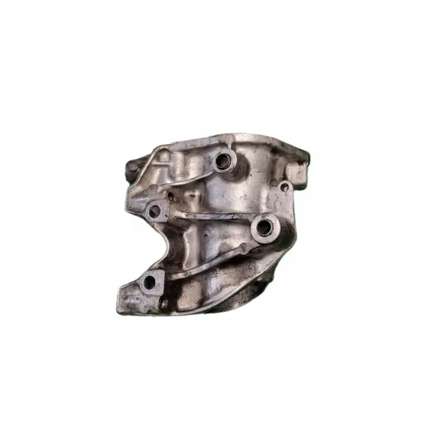 Mercedes C118 Halvaxelfäste OEM A6542200031 image 2