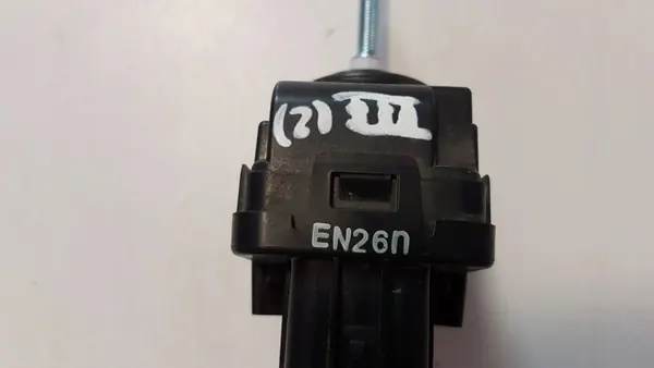 Nissan koplampverstelmotor OEM RUM19420 image 5