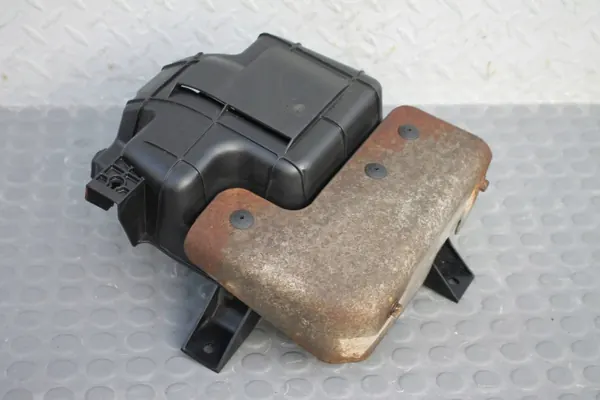 Filtro de carbón vapor combustible OEM 31400-J9100 image 8