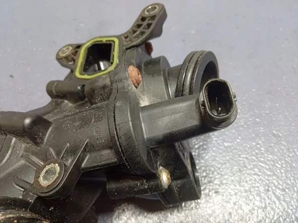 AUDI A6 C7 3.0 TDI Carcaça do Termostato 059121111CF image 5