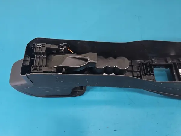 Reposabrazos túnel OEM IMPRK1553658 para Skoda Kamiq image 6