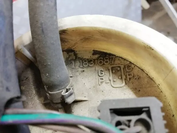 BMW Z3 E36 1999 Polttoainepumppu image 2