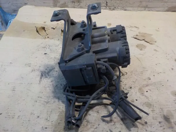 Scania EBS-klep OEM 1857013 - Gebruikte Staat image 4