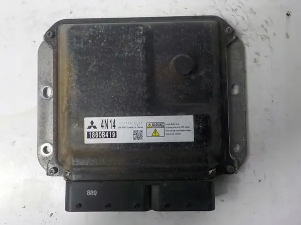 Mitsubishi Outlander II Styrenhet OEM 275700-0723 1860B419 image 2