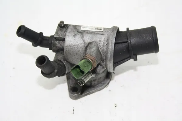 Involucro del termostato Alfa Romeo 159 1.9 16V JTDM 55202510 image 2