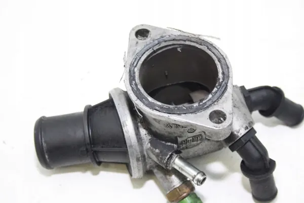 Involucro del termostato Alfa Romeo 159 1.9 16V JTDM 55202510 image 5