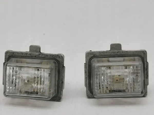 OEM A2218200756 Feu de plaque Mercedes-Benz image 2
