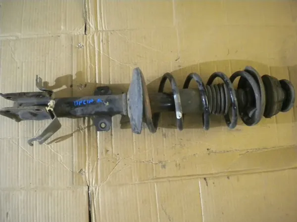 Amortecedor dianteiro direito Dacia Duster I 1.6 image 1