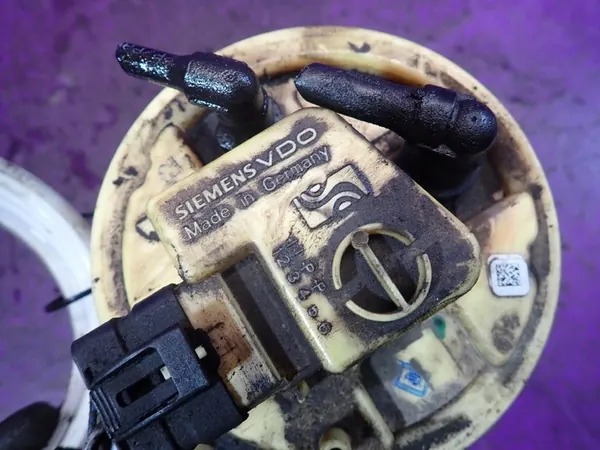 Polttoainepumppu OPEL CORSA D 06-11 1.3 CDTI 13252214 4 PIN image 6