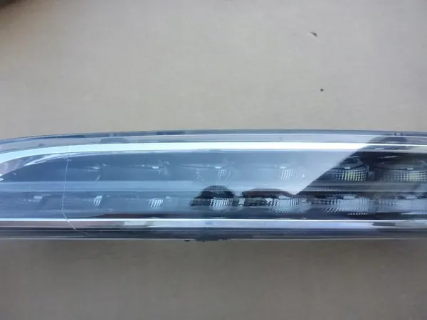 Porsche Cayenne 2010-2014 Luz Diurna Izquierda Valeo 95863118100 image 3