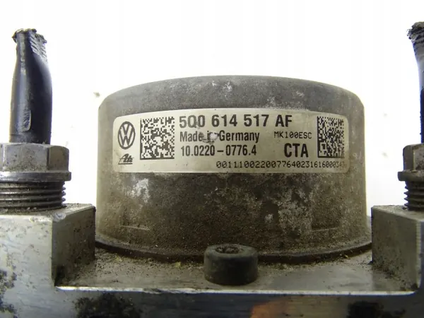 Jarrupumppu OEM 5Q0614517AF Skoda Octavia III 2.0 TDI:lle image 6