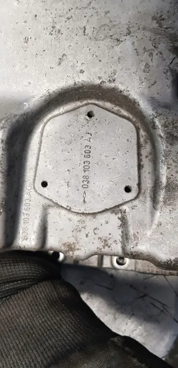 VW SKODA SEAT AUDI Oljetank TDI 038103603AJ image 3