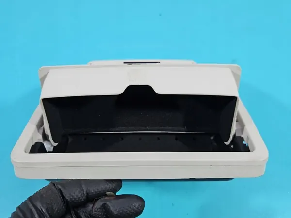 Jaguar XE X760 ohjaamon valo OEM GX73-519A58 image 4