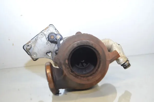 Turbo usado OEM 8513640 para BMW Serie 3 image 4