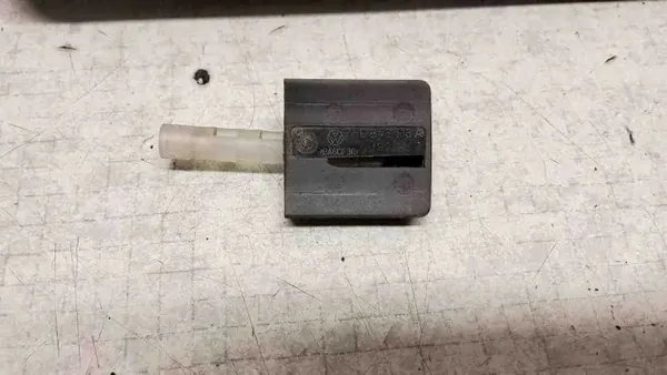 VW Schiebetürgriff OEM 7H0843187A - Gebraucht image 3