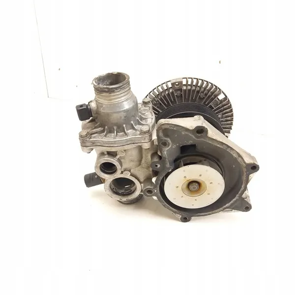 1997 BMW 5 E39 Vattenpump 7502804 image 2