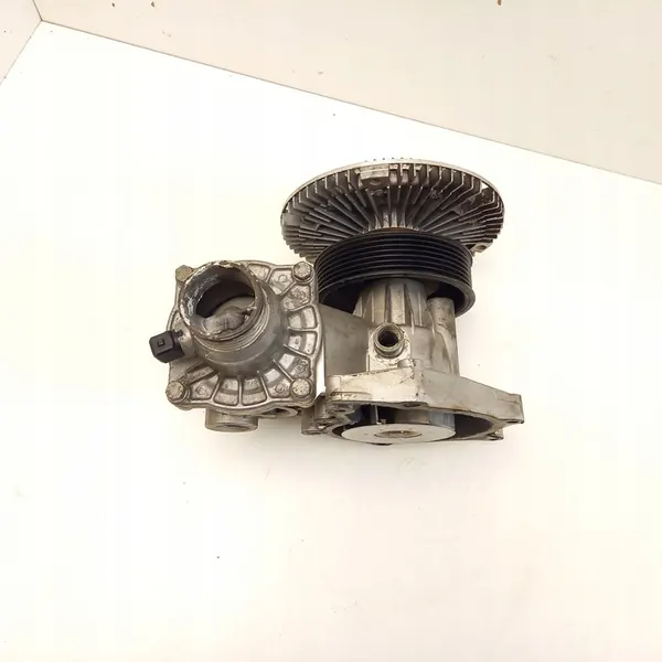 1997 BMW 5 E39 Vattenpump 7502804 image 5