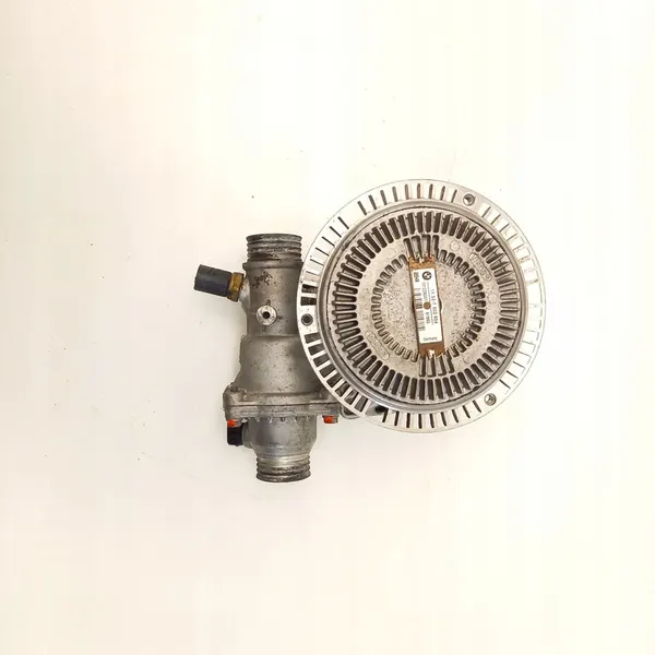 1997 BMW 5 E39 Vattenpump 7502804 image 9