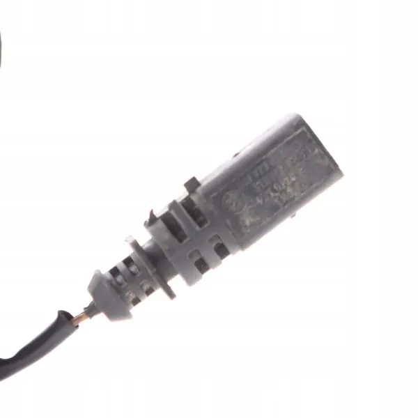 Audi A3 S3 8V Motorkapslot OEM 8V0823509A image 4