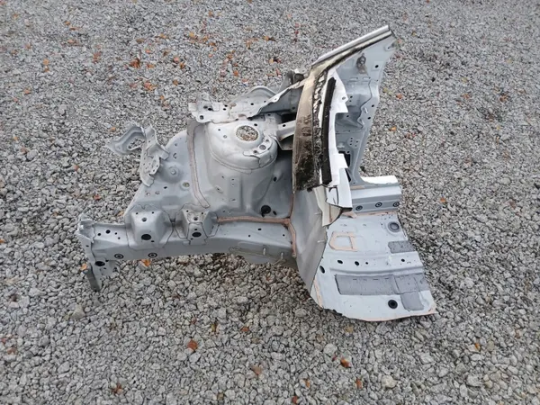 Toyota Yaris IV Rechte Vorderlängsträger - OEM Gebrauchtteil image 4
