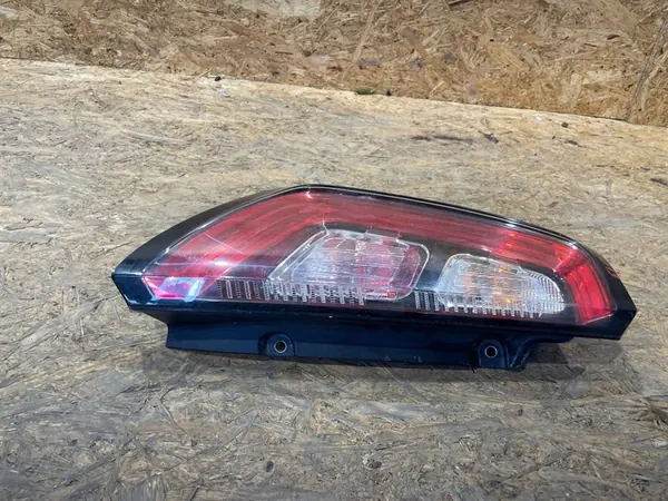 Fiat Punto Evo 09- Luz Trasera Izquierda image 5