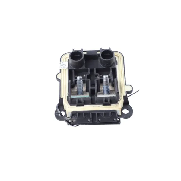 Mercedes C205 Halterung Abdeckung Schiene A2055457600 image 3