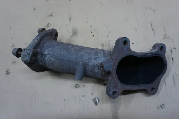 MAZDA B2500 turbo-pakoputken keräin - OEM-osat image 2