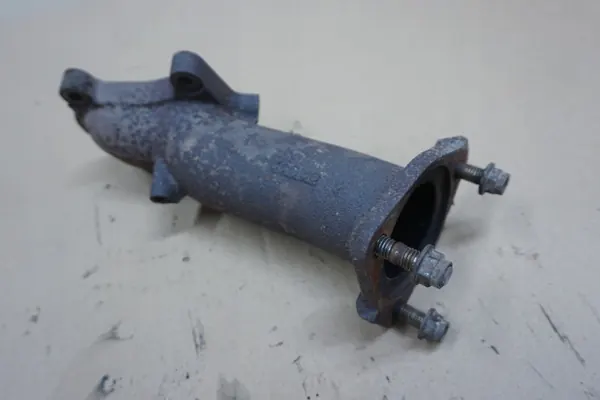 MAZDA B2500 turbo-pakoputken keräin - OEM-osat image 5