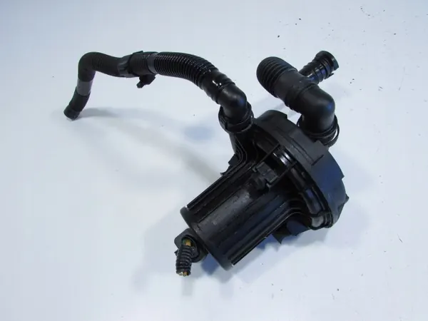 Toissijainen ilmapumppu OEM 06A959253B VW Golf 4:lle image 5