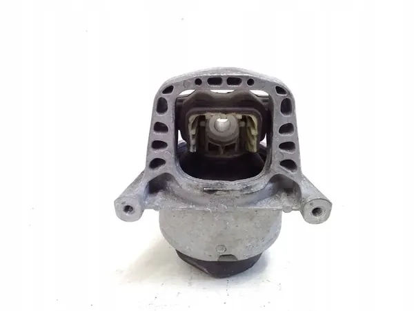 Motorsteun Rechts Audi A4 S4 B9 2017 OEM 8W0199372CA image 2