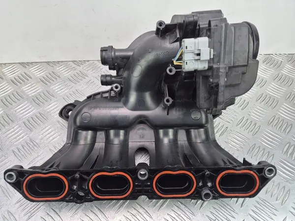 BMW 3 F30 F31 F35 Intake Manifold image 3