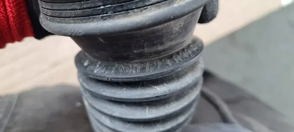 Capa de borracha de direção Audi SQ8 Q8 4M0423832B image 7