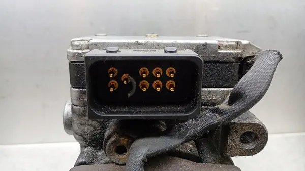 Brandstofpomp Opel Astra Vectra Zafira 2.0 DTI OEM 90501100 image 5