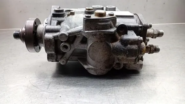 Brandstofpomp Opel Astra Vectra Zafira 2.0 DTI OEM 90501100 image 8