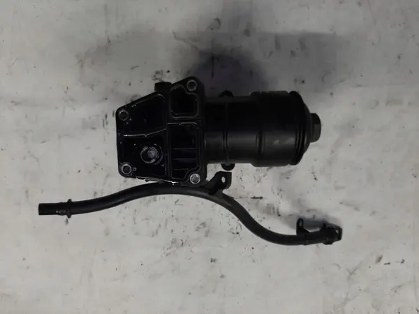 VW Golf VII Ölfiltergehäuse Basis OEM 03L117021C image 5