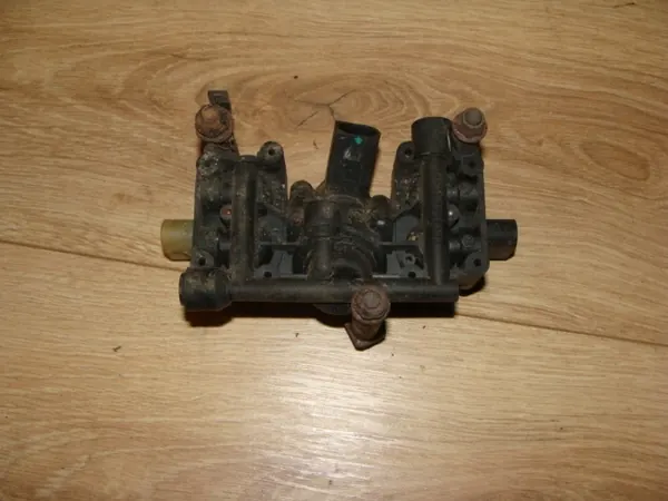 Luftfjädringsventil OEM 4725515660 för Range Rover L322 image 2